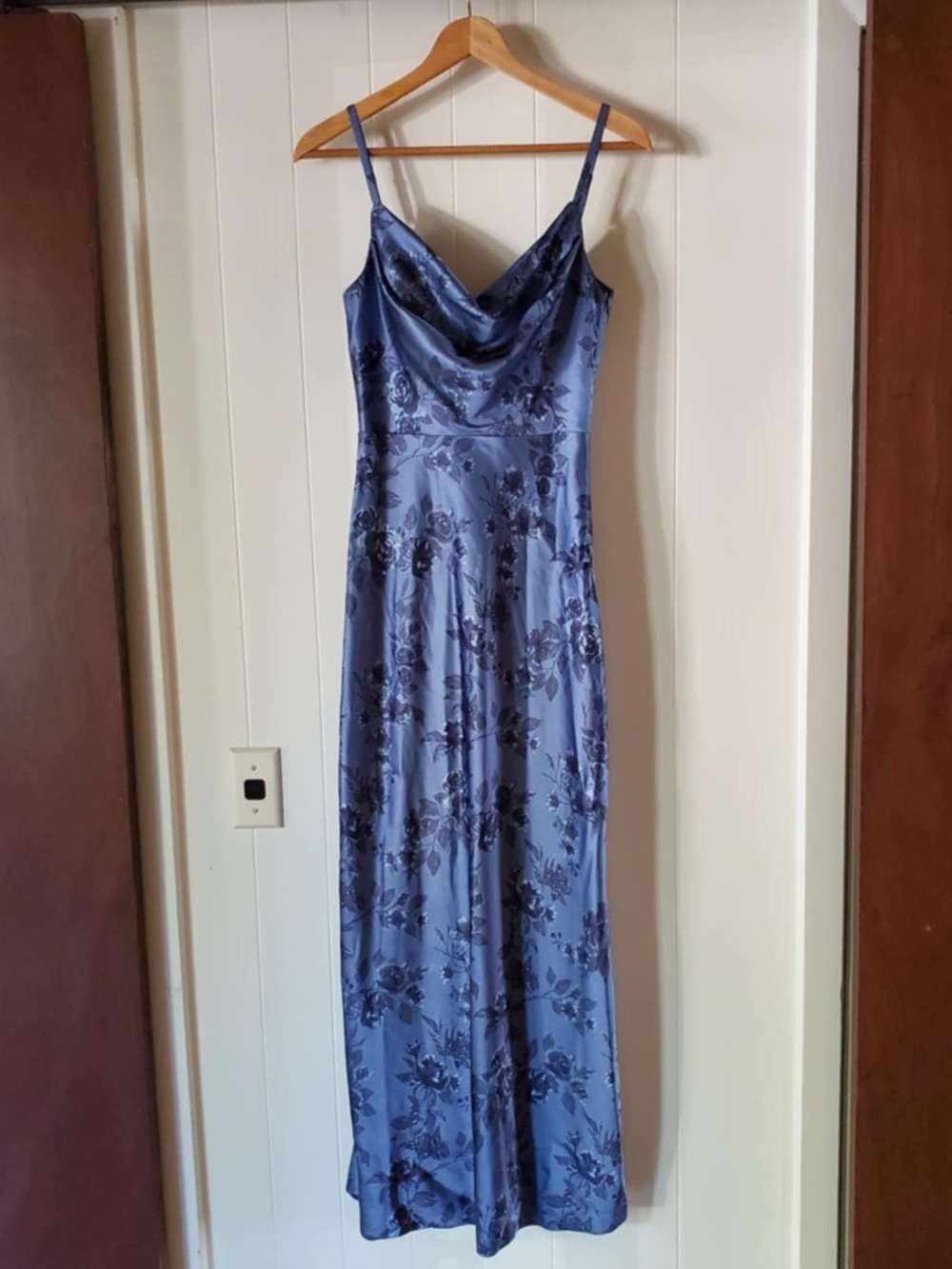 Revelry Nadia Satin Dress Indie Blue Bouquet Size 4 - Picture 4 of 14